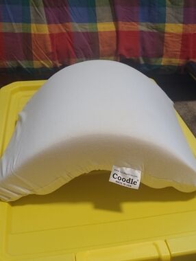 Coodle Pillow- White Memory Foam Pillow